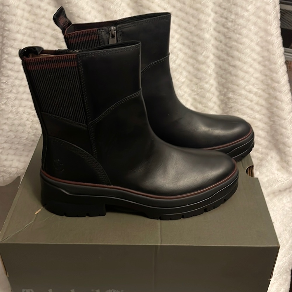 Timberland MALYNN
WP L/F MID BOOT
BLACK FULL GRAIN